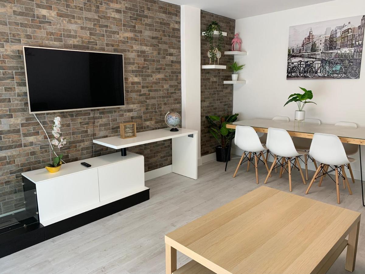 Atico Gaviota Terraza Y Parking Lägenhet Granada Exteriör bild